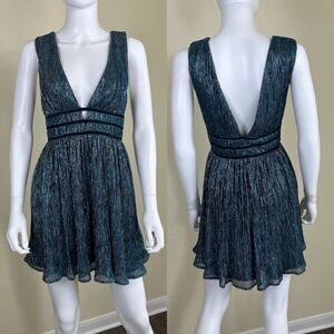 Lulu's Women's Size M Smokeshow Teal Metallic Mini Dress Cut Out NEW